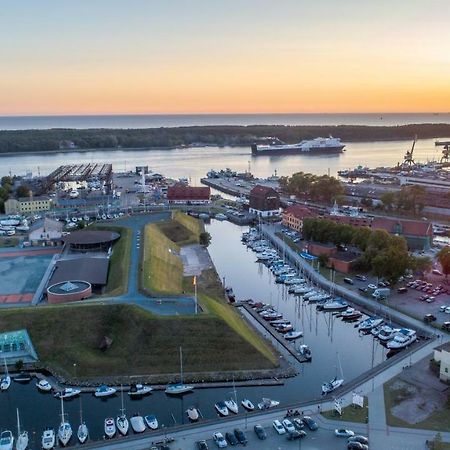 Sveciu Namai - Pilies Papedeje Apartamento Klaipėda Exterior foto